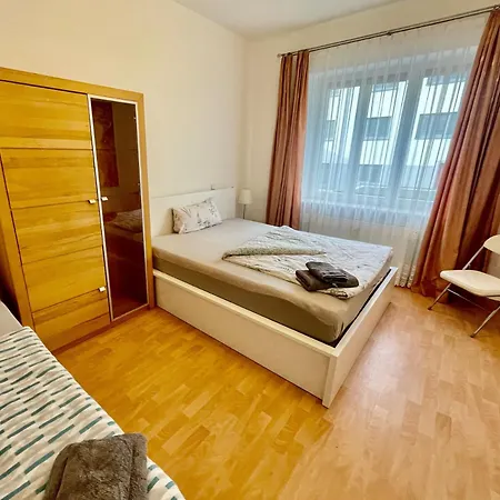 Naehe Arena Leipzig, Drei-raum-wohnung * Leipzig