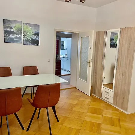 Naehe Arena Leipzig, Drei-raum-wohnung